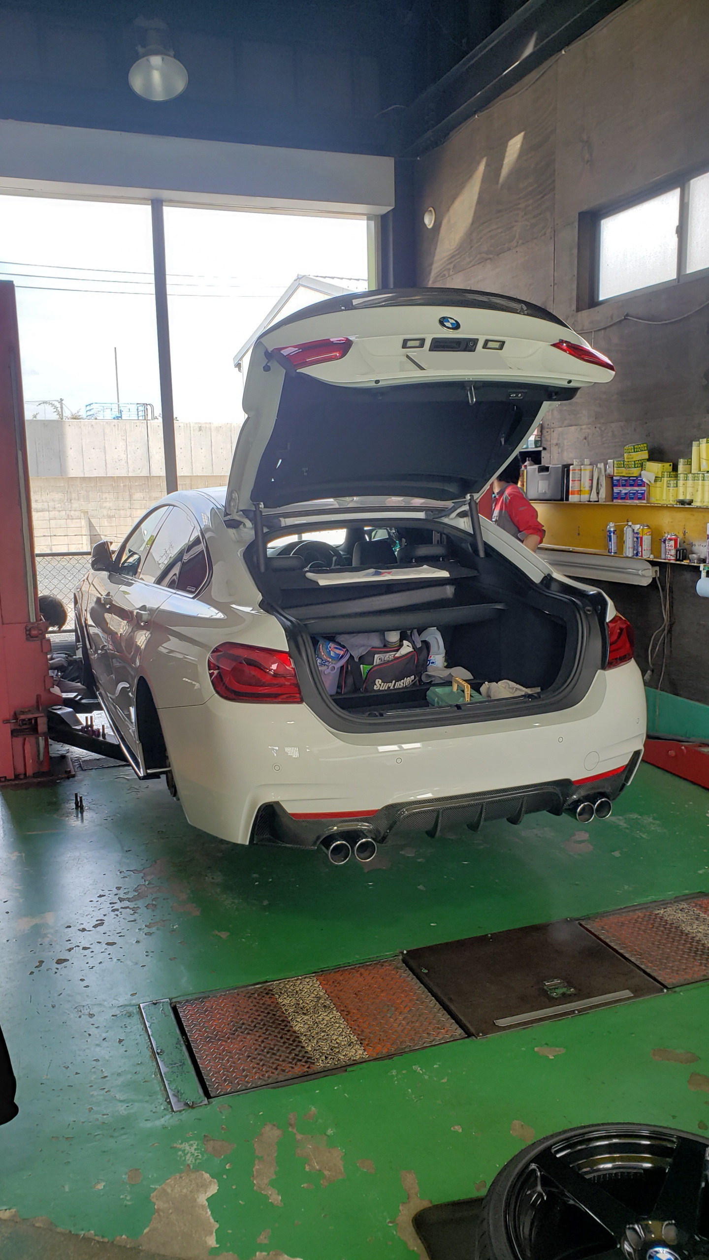 BMW F36 420i キャリパーカバー取り付け、F48 X1 グリル