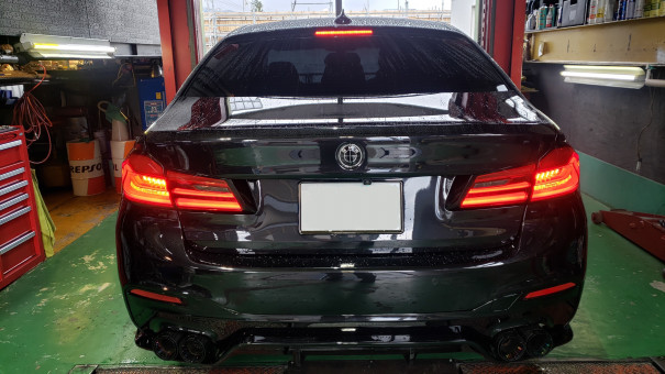 BMW G30 テールランプ交換、車検お見積りなどなど… | POLE POSITION