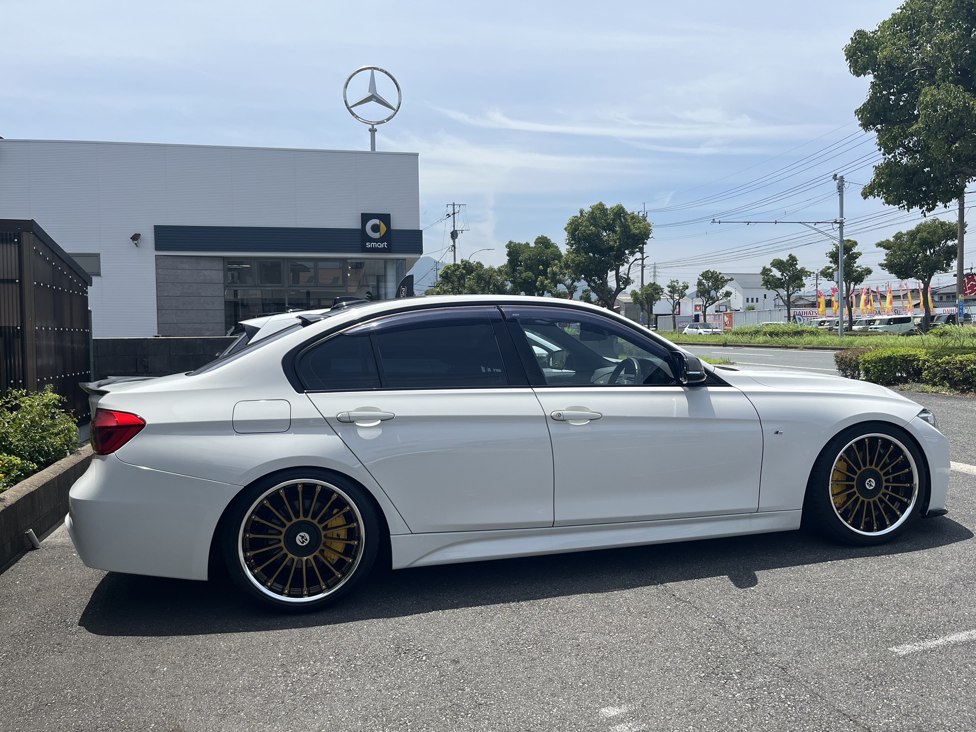 BMW F30 車高調&ホイール&フロントスポイラー取り付け! | POLE BMW F30 車高調&ホイール&フロントスポイラー取り付け! | POLE
