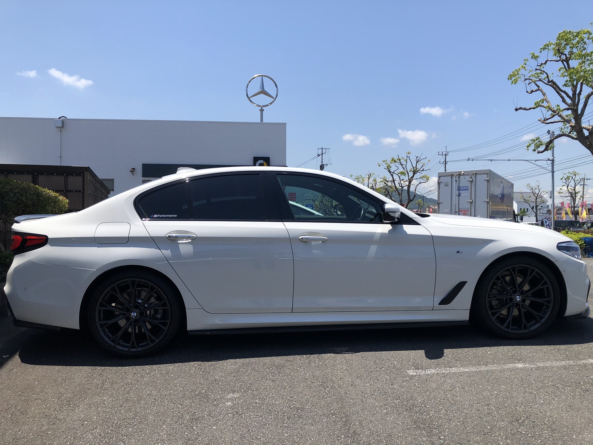 カスタム 車の キャリパーカバー に適用 BMW 5シリーズ G31 カスタム 車の キャリパーカバー に適用 BMW 5シリーズ G31