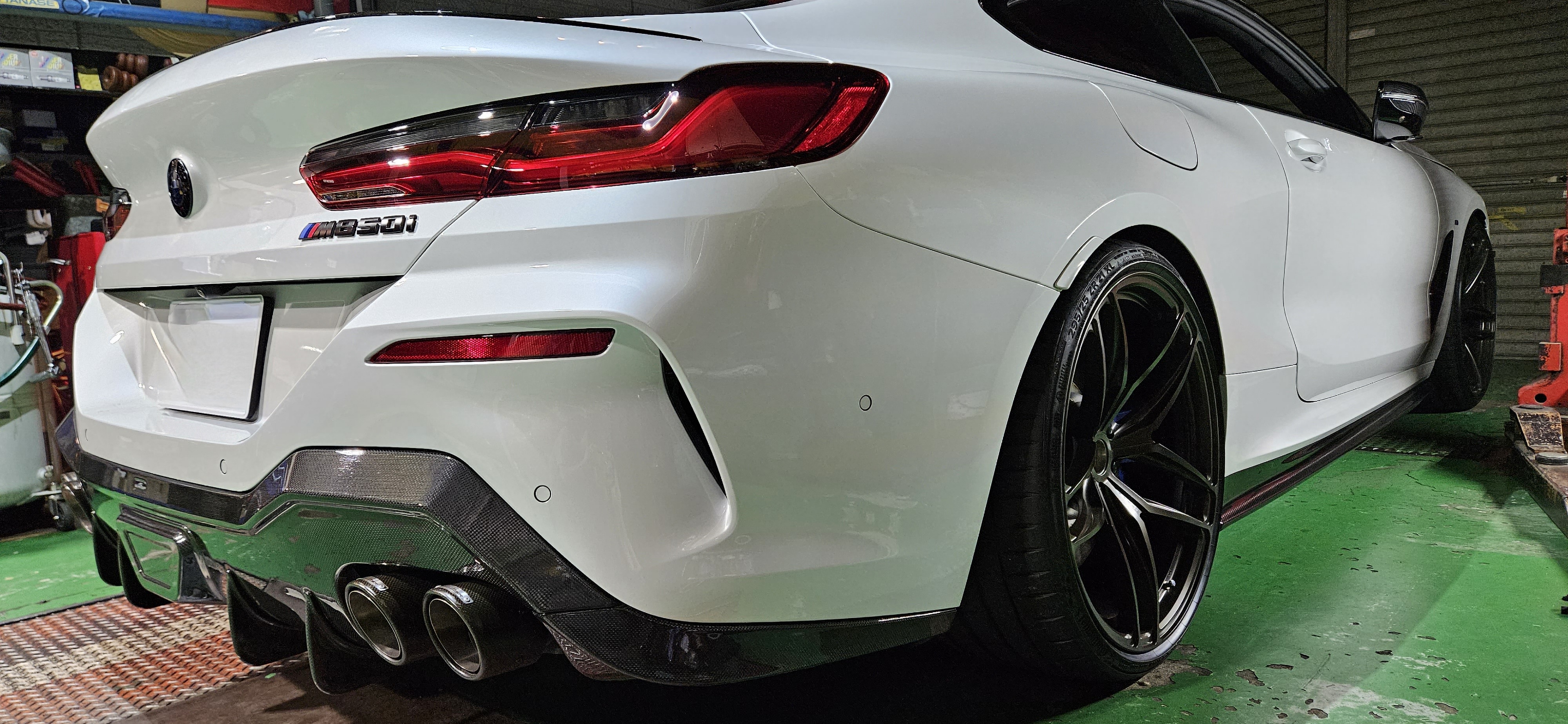 車の排気チップは と互換性がある BMW 5 シリーズ G38 と互換性あり角