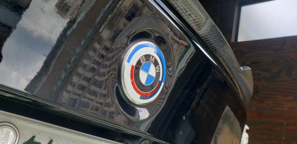 Bmw F36 4i エンブレム交換 F11 523d スマートキー化 Pole Position