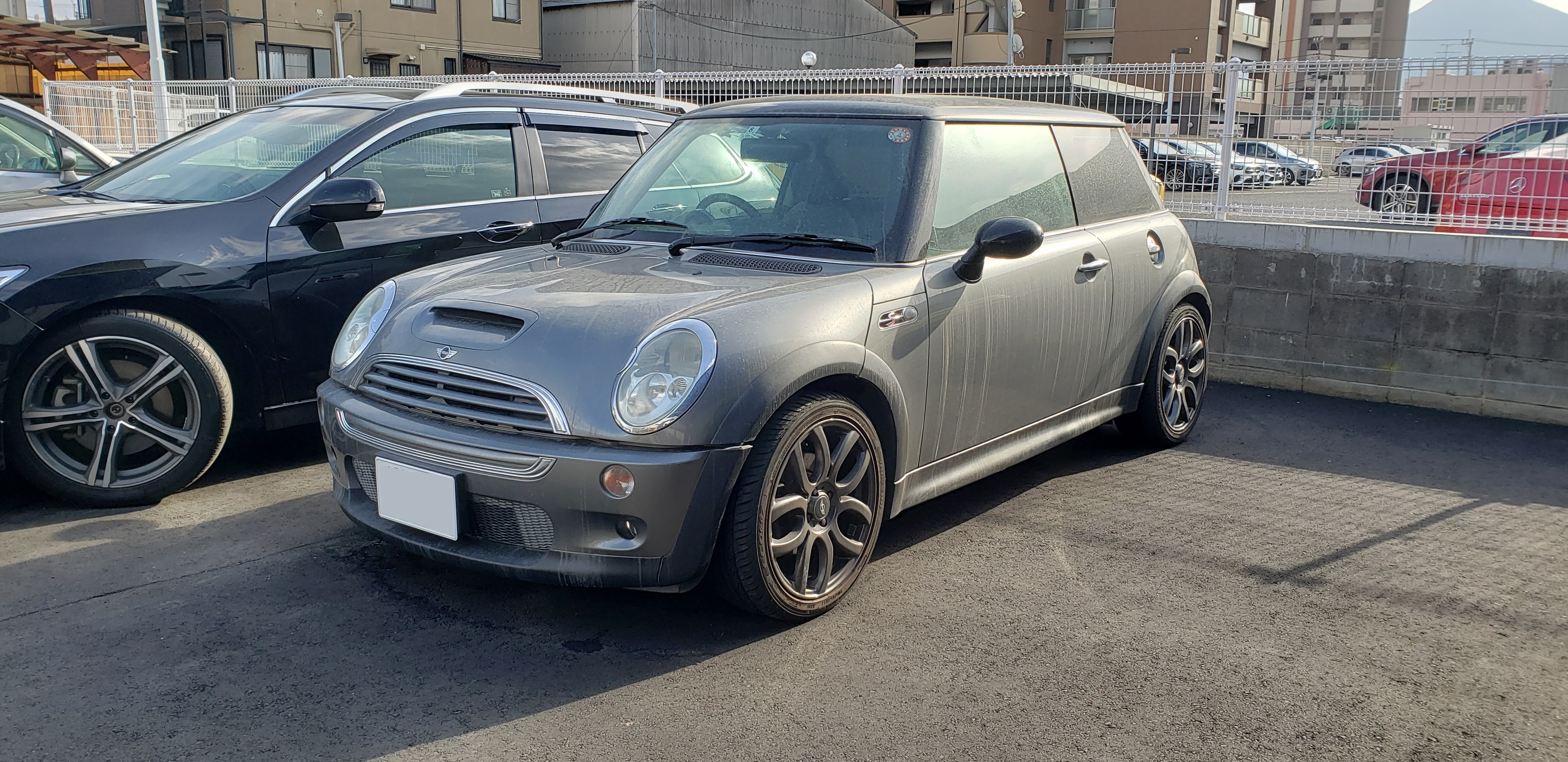 R56 ミニクーパーS スパークプラグ&イグニッションコイル交換、R53 ミニクーパーS 燃料ポンプ交換などなど… | POLE POSITION