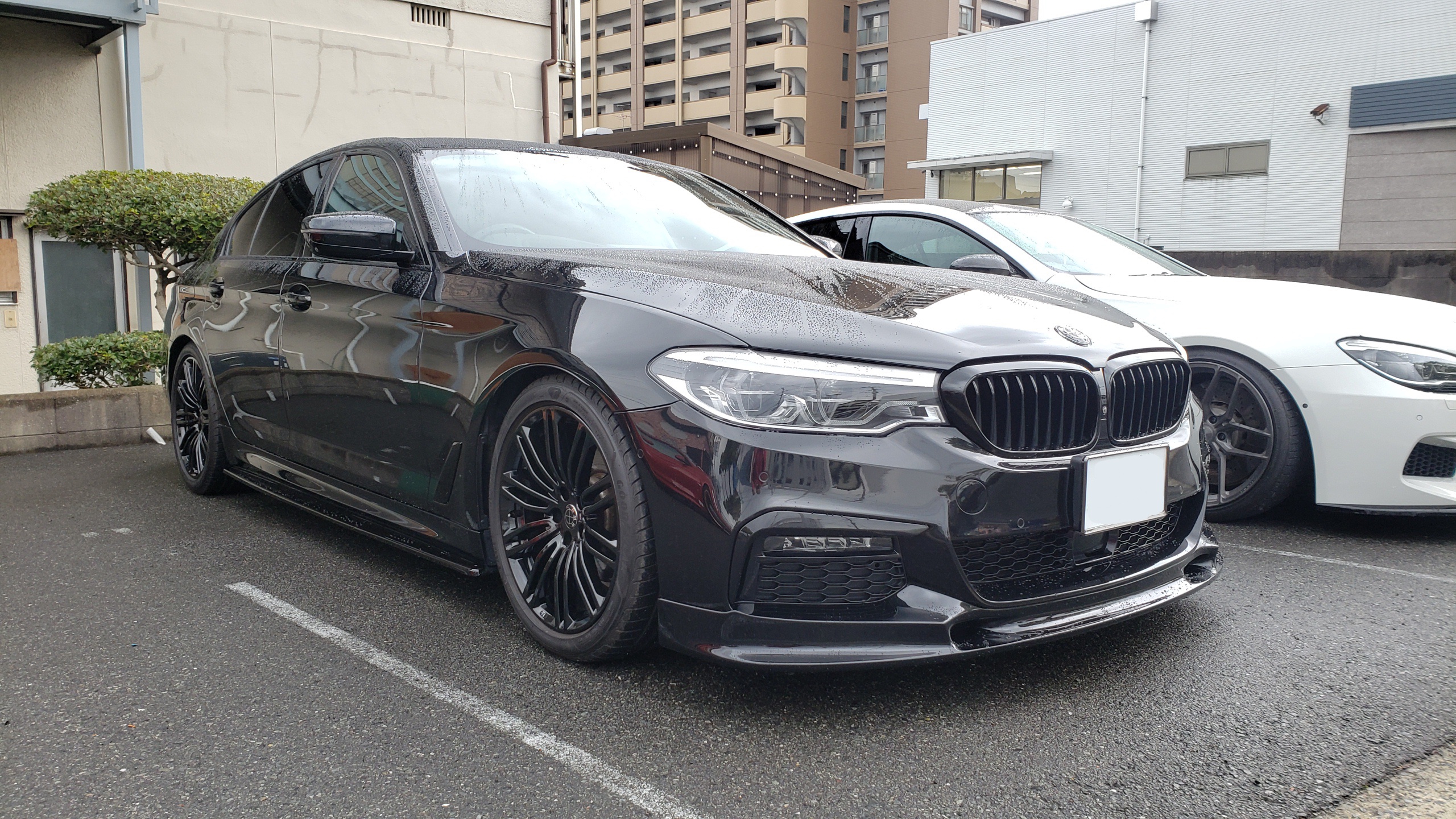 BMW G30 テールランプ交換、車検お見積りなどなど… | POLE POSITION BMW G30 テールランプ交換、車検お見積りなどなど… | POLE POSITION
