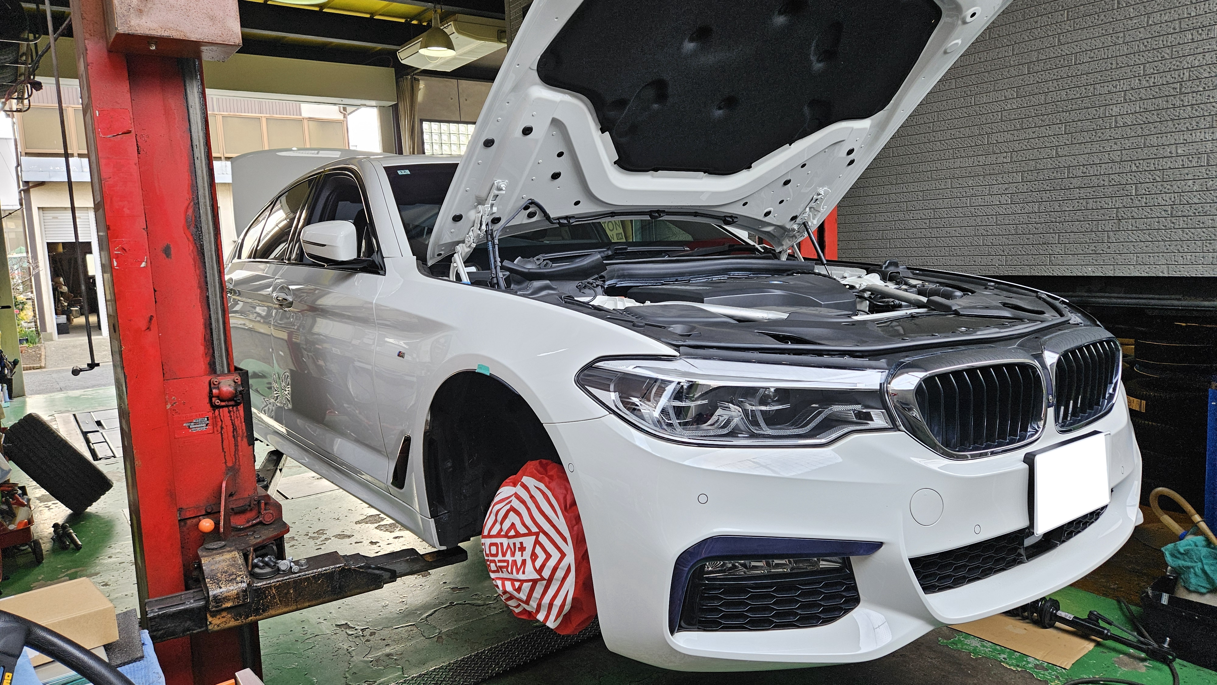 ☆車検対応！ZOOM ダウンフォース☆BMW 5シリーズ (5er) F10 523i 