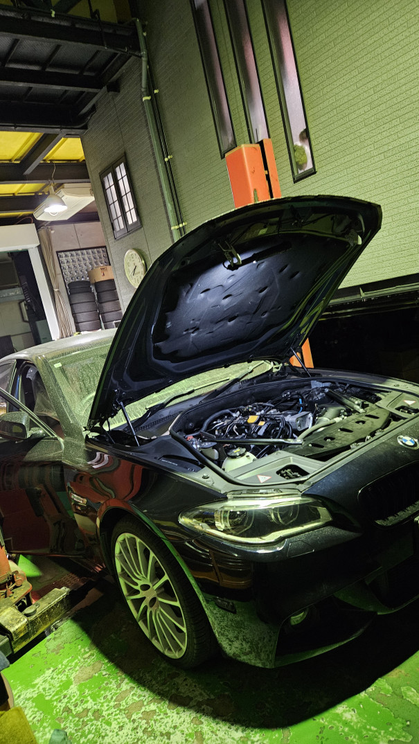 BMW F10 523i タペットカバー交換、N-BOXカスタム オイル交換！ | POLE 