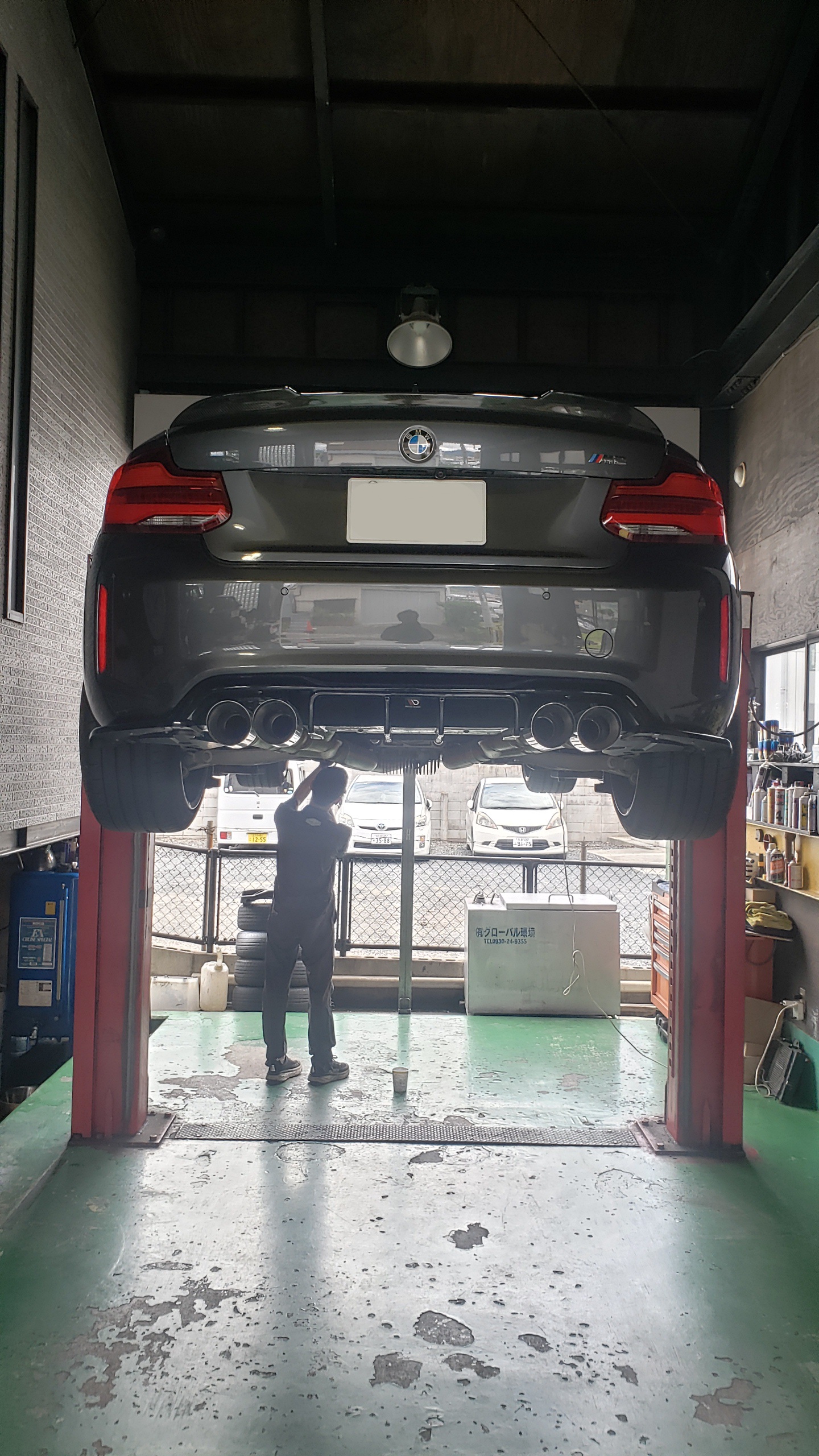 BMW M2 F87 純正キャタライザー hqdefault.jpg