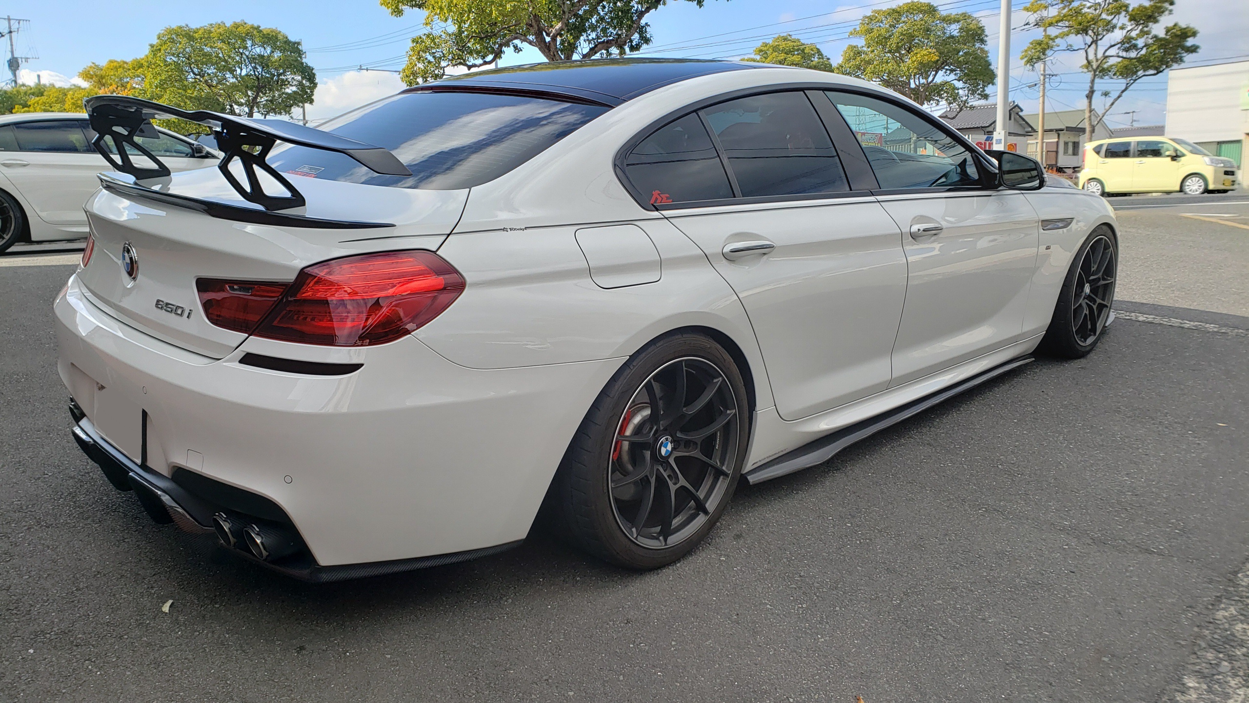 BMW F06 650i ダウンパイプ取り付け完了、VWゴルフ ホイール