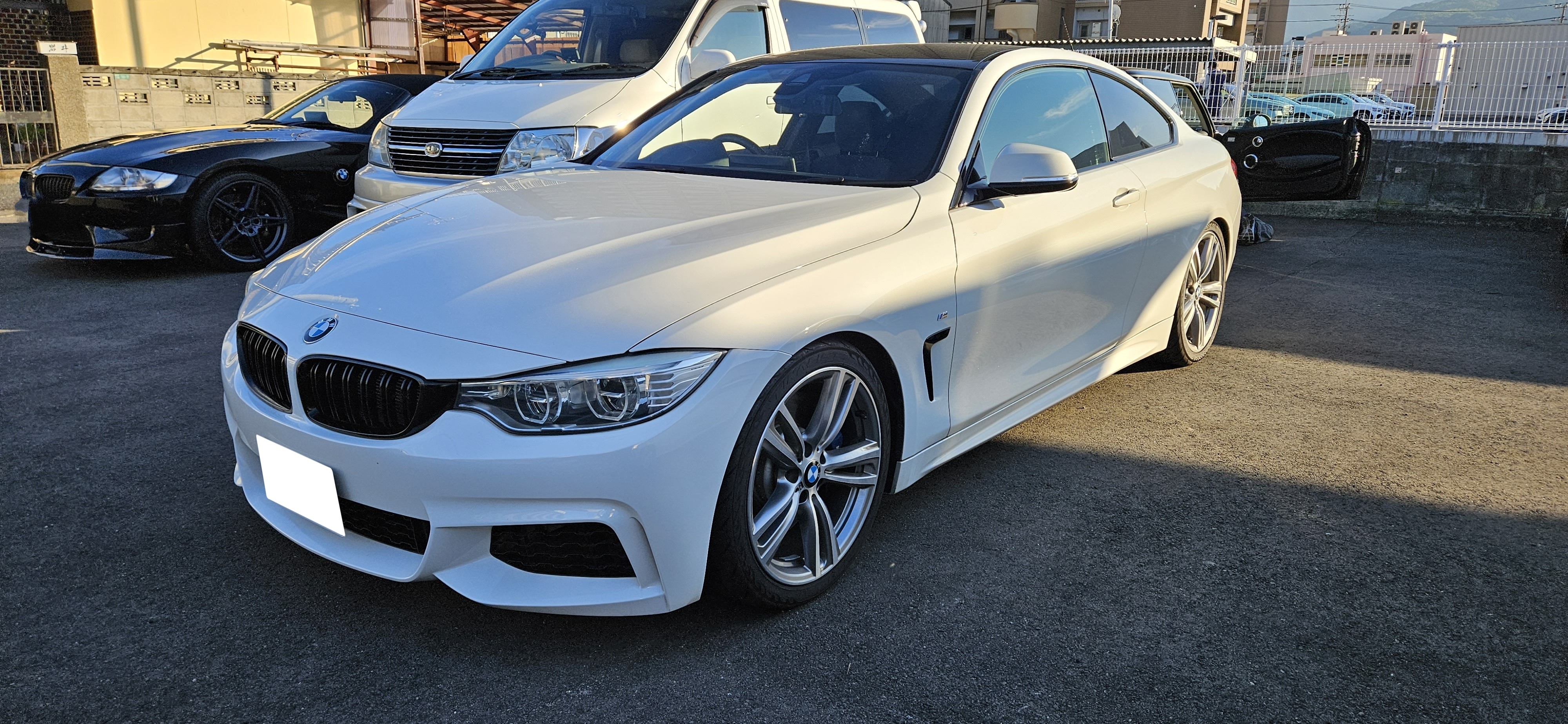 BMW F32 428i ダウンパイプ取り付け、タイヤ交換、オイル交換