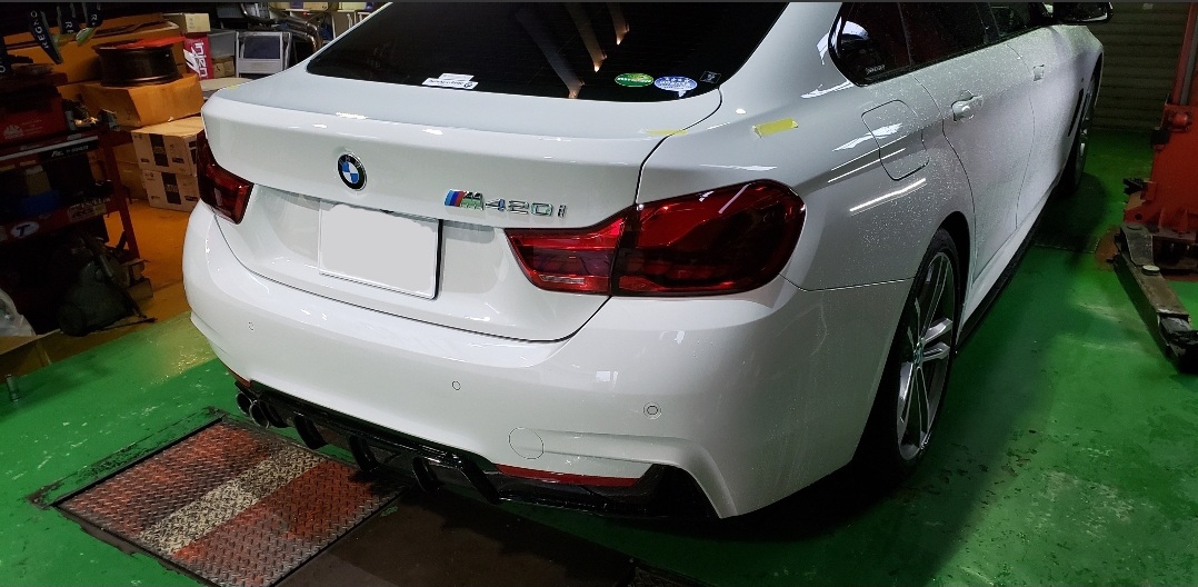 BMW F36 420i リアスポイラー取り付け、オイル交換、レーダー探知機取り付けなどなど… | POLE POSITION