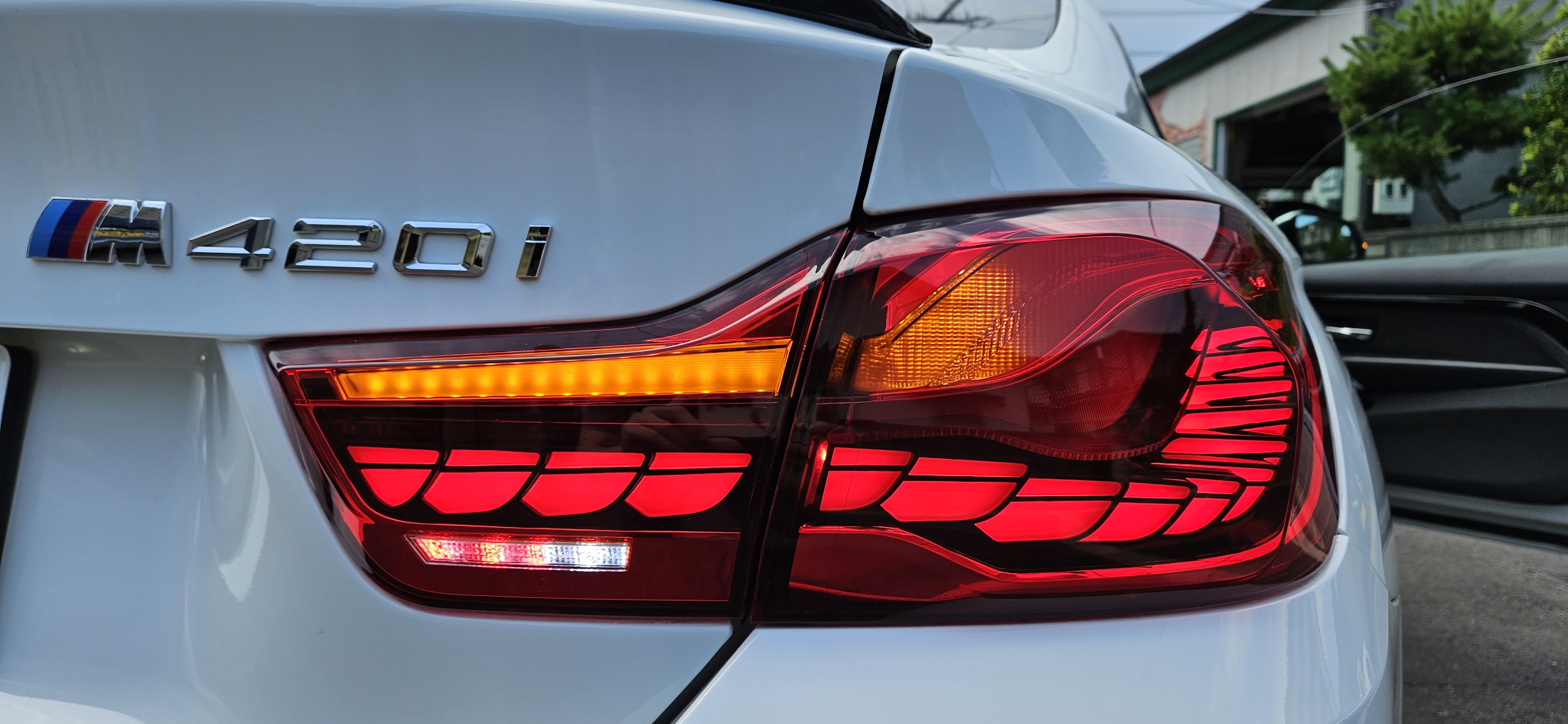 BMW F32 420i M4 CS GTS OLEDタイプテールランプ取り付け！ | POLE