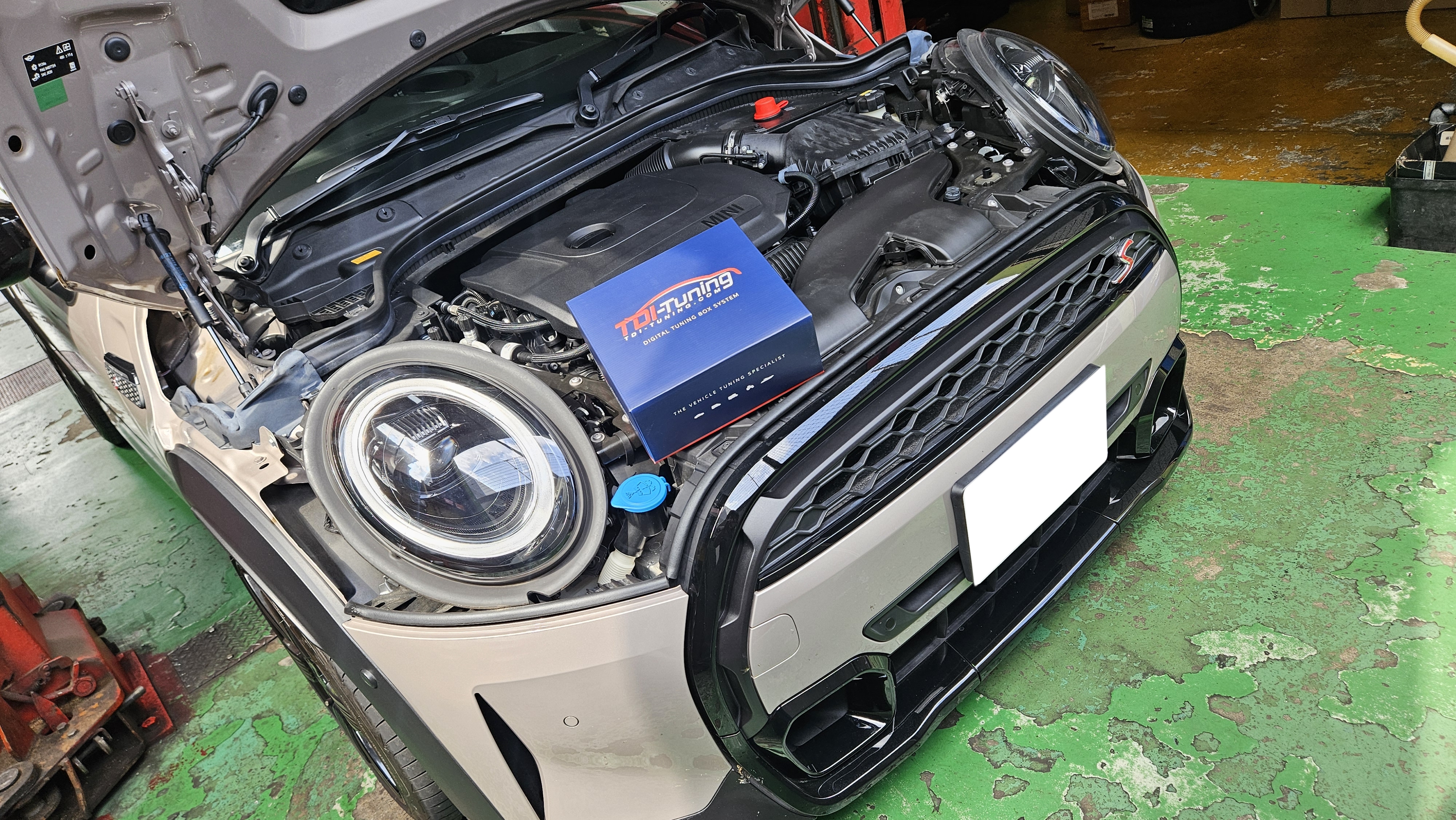 TDIチューニング MINI クーパーD F56 サブコン Bluetooth
