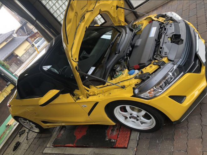 キャリパーカバー取り付け キドニーグリル交換 車検お預かりなどなど Pole Position キャリパーカバー取り付け キドニーグリル交換 車検お預かりなどなど Pole Position