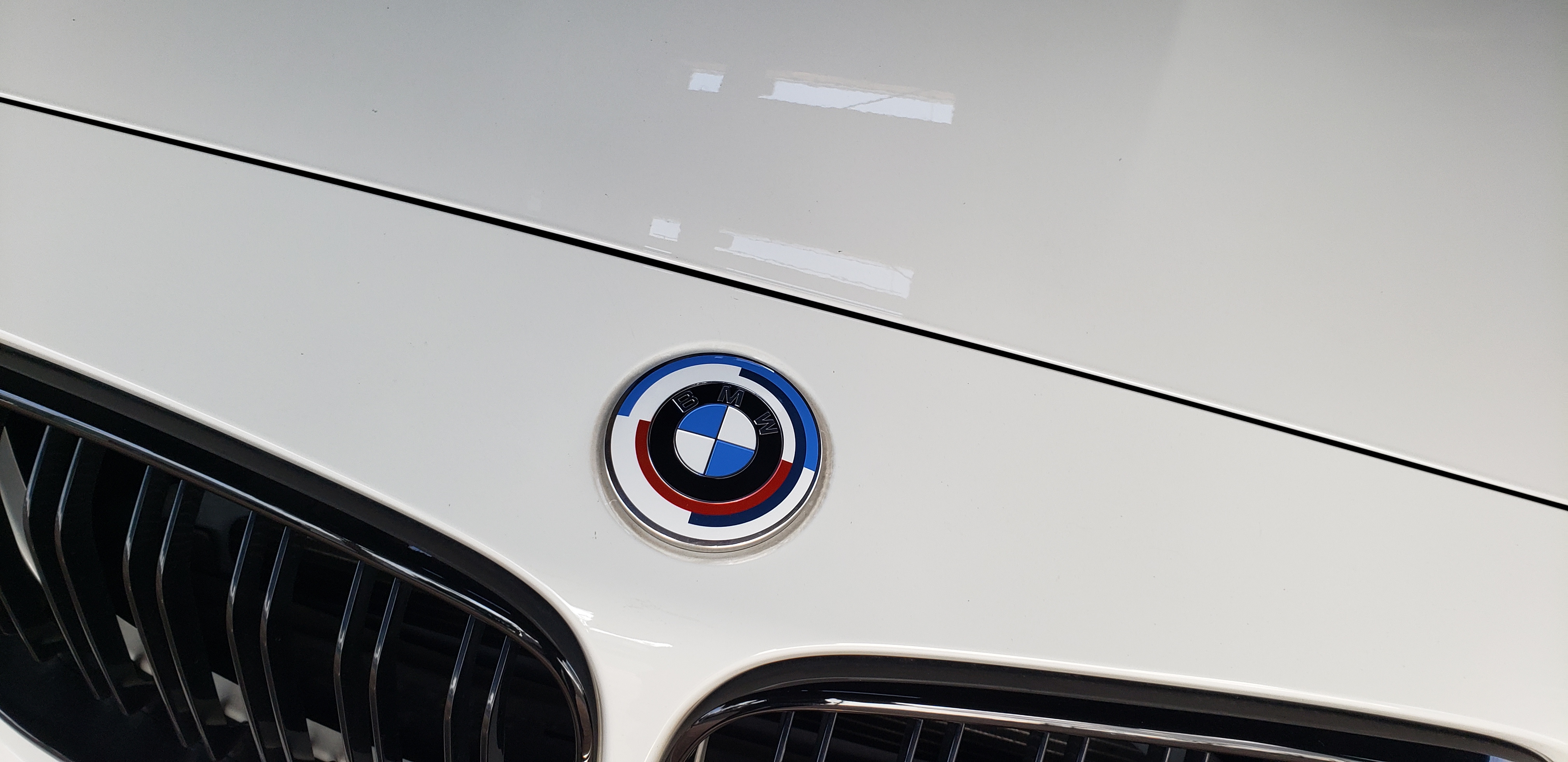 BMW エンブレム 2タイプ！ | POLE POSITION