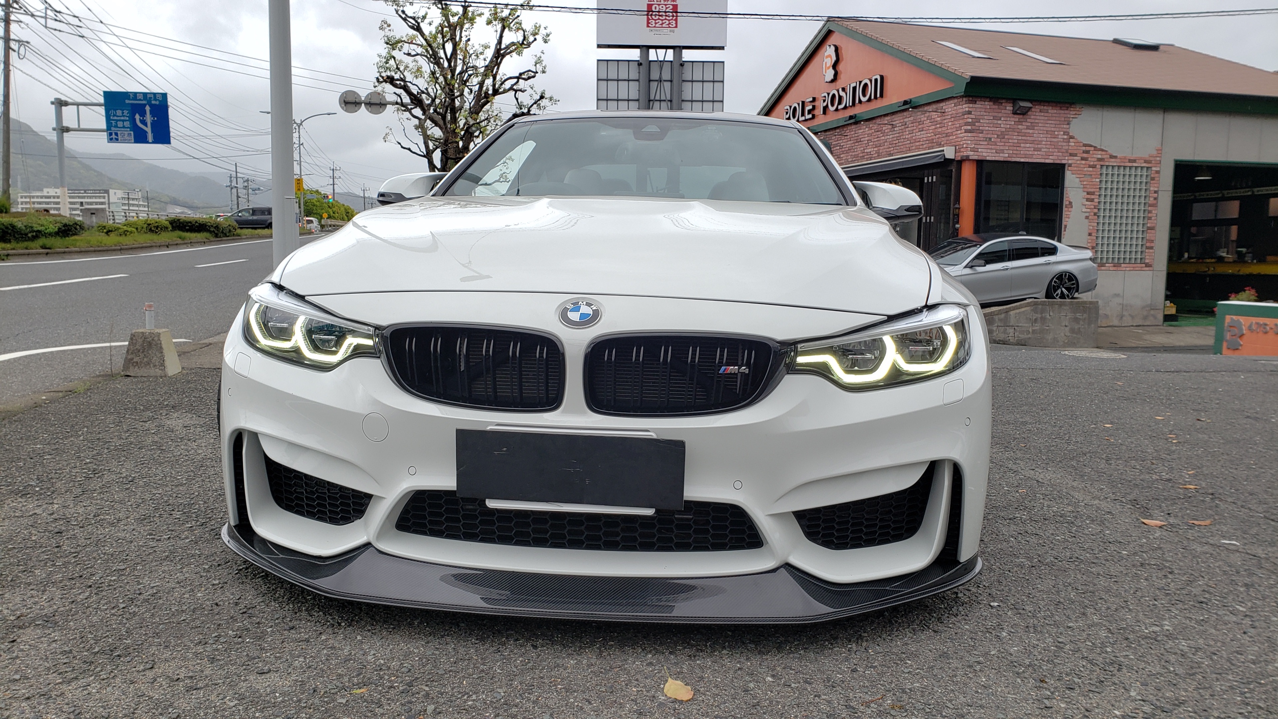 BMW F82 M4 LCIヘッドライトへ換装！ | POLE POSITION