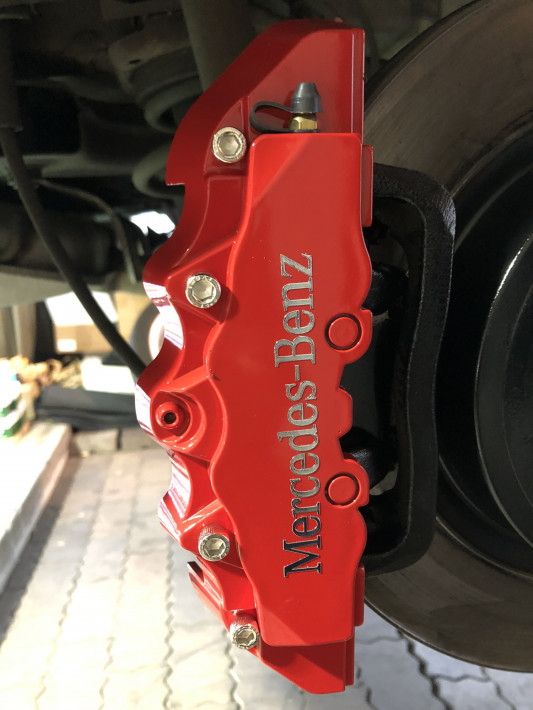 ブレーキキャリパーカバー取り付け 車検 オイル交換などなど Pole Position