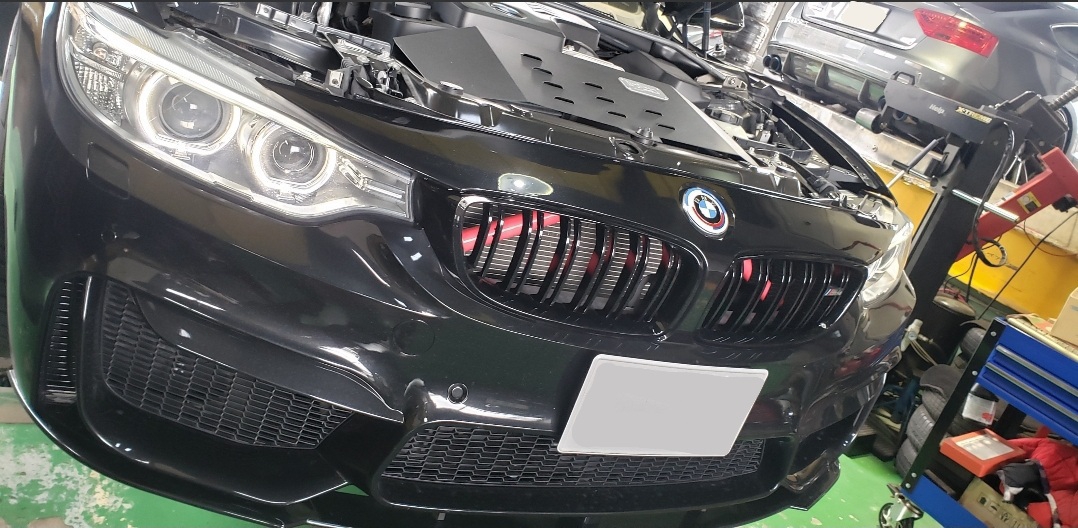 BMW F36 420i エンブレム交換、F11 523d スマートキー化！ | POLE POSITION