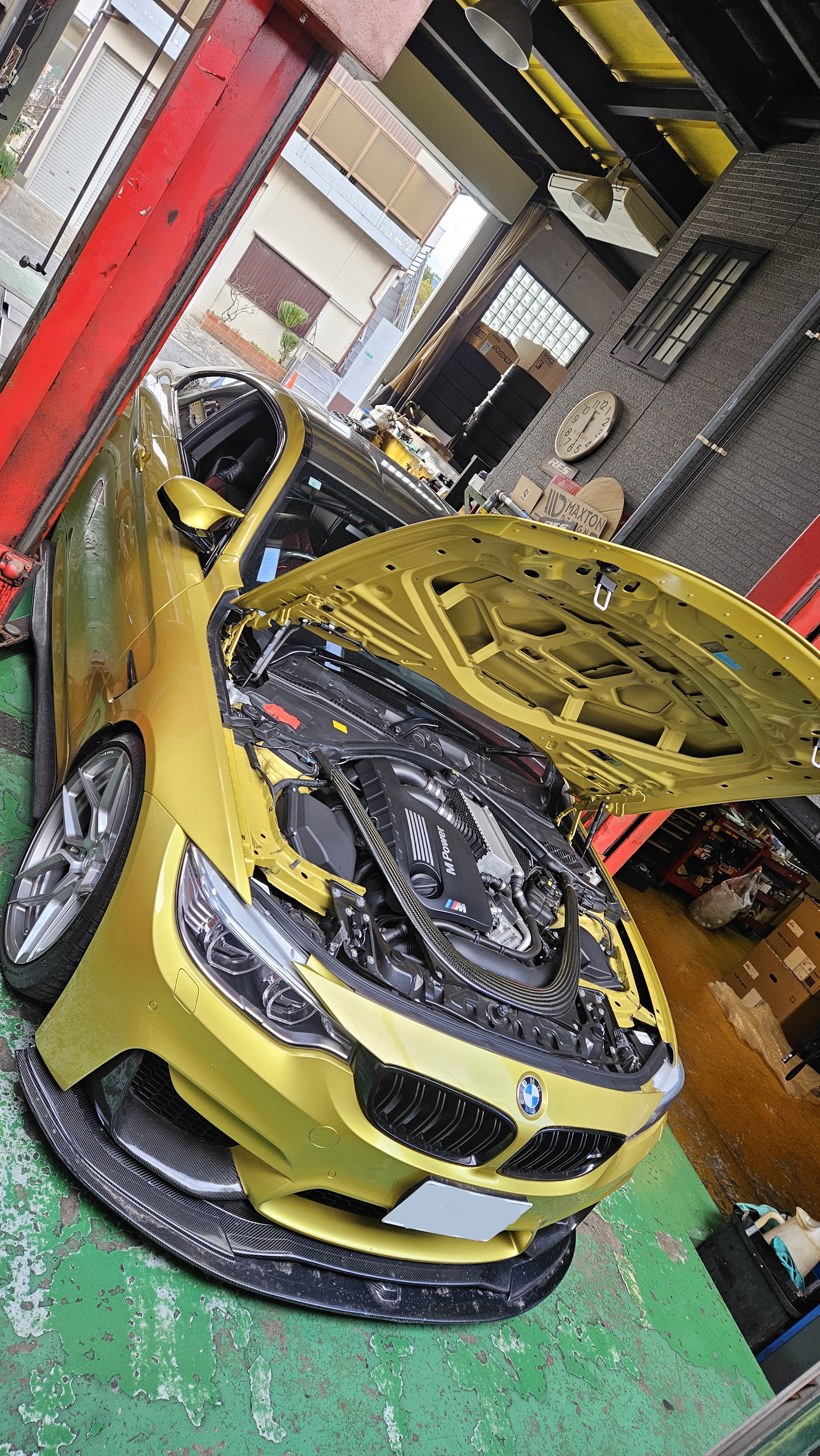 BMW F82 M4 パワークラフトダウンパイプ取り付け！ | POLE POSITION