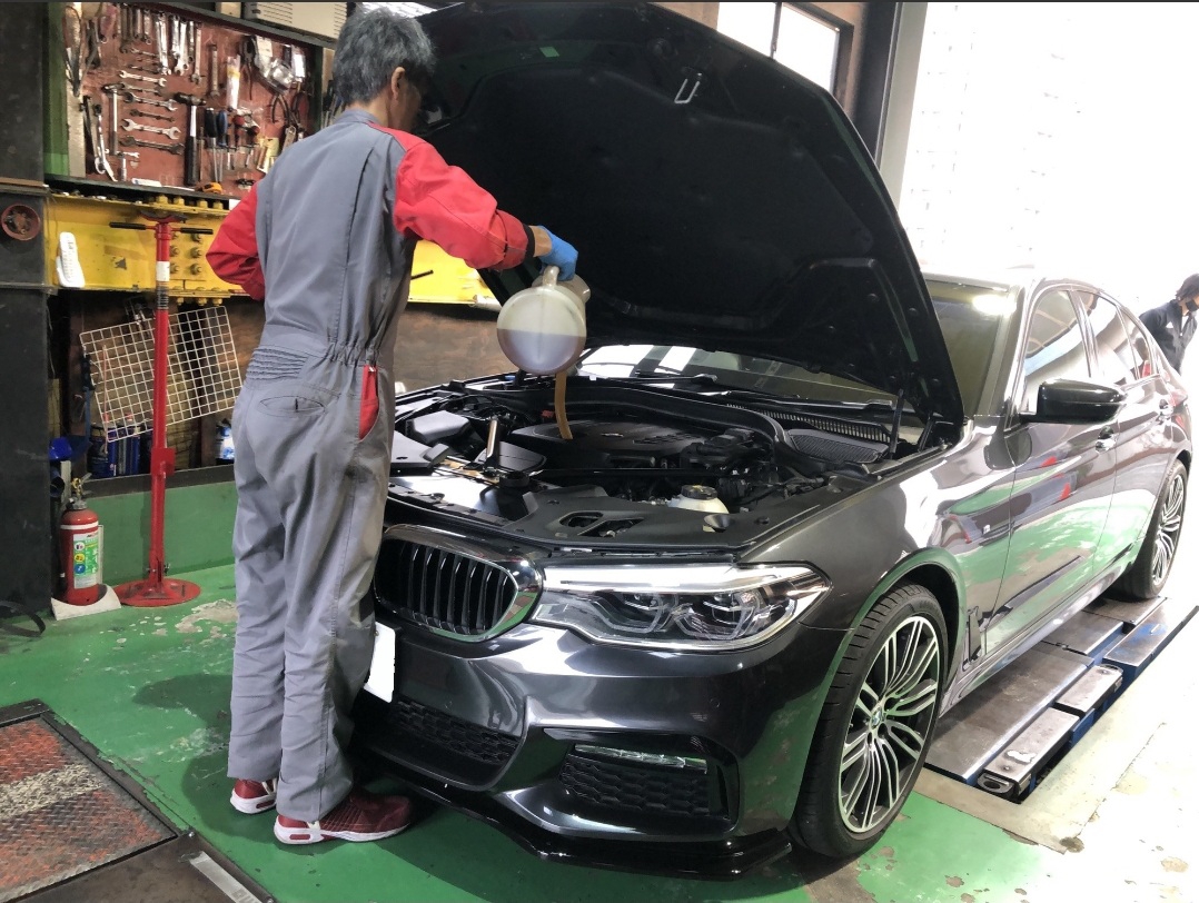 BMW G30 523d ホイールスペーサー取り付け！ | POLE POSITION