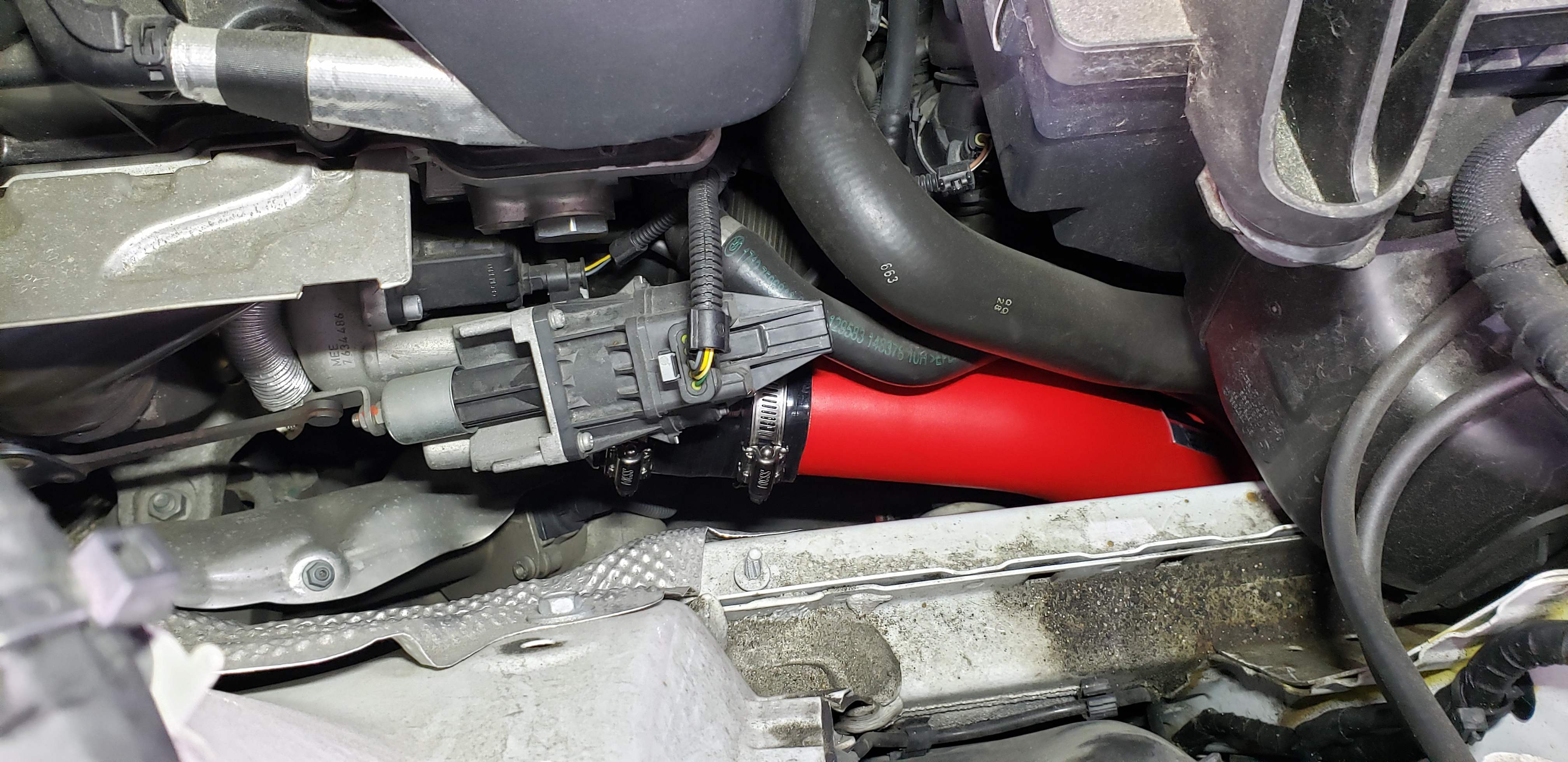 BMW F32 FTP チャージパイプ&ブーストパイプ交換、タイヤ交換 BMW F32 FTP チャージパイプ&ブーストパイプ交換、タイヤ交換