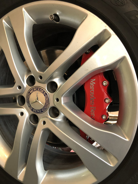 ブレーキキャリパーカバー取り付け 車検 オイル交換などなど Pole Position