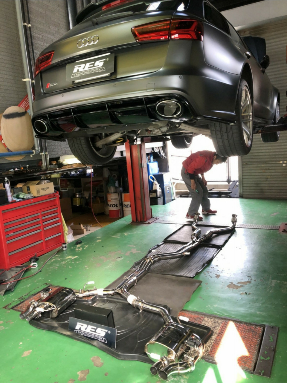 アウディ 寝苦しい c6 RS6 ストレートマフラー 売買されたオークション 