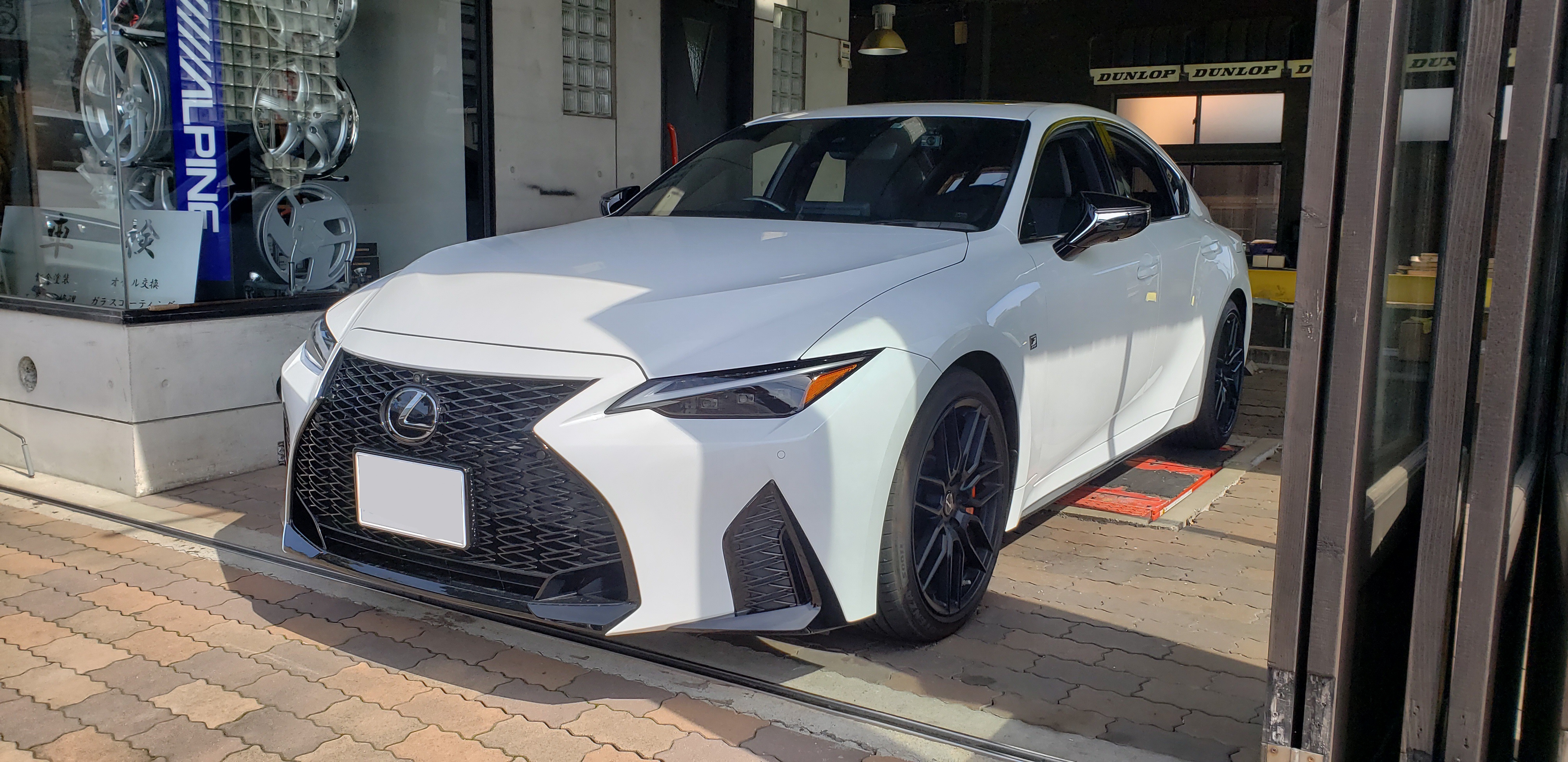 LEXUS IS300 F SPORT レーダー&ドラレコ取り付け！ | POLE POSITION