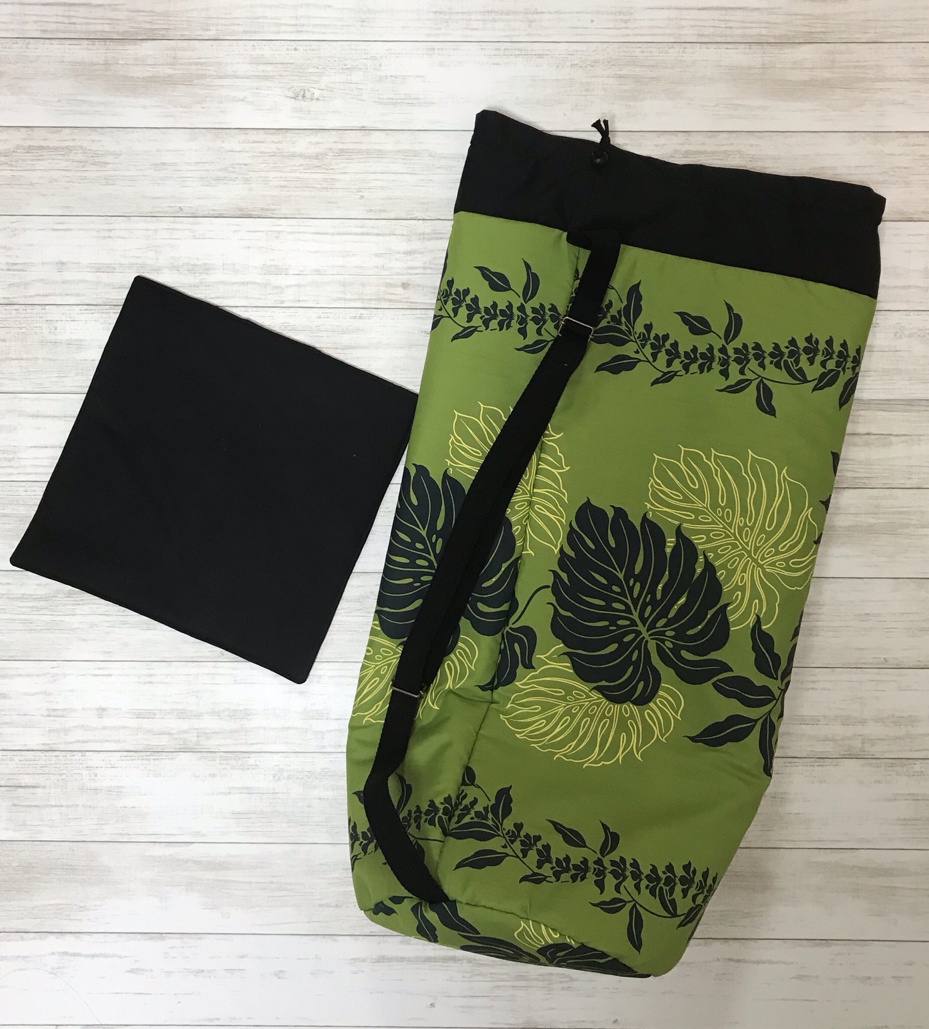 イプヘケ フラダンス楽器 収納袋・マットつき