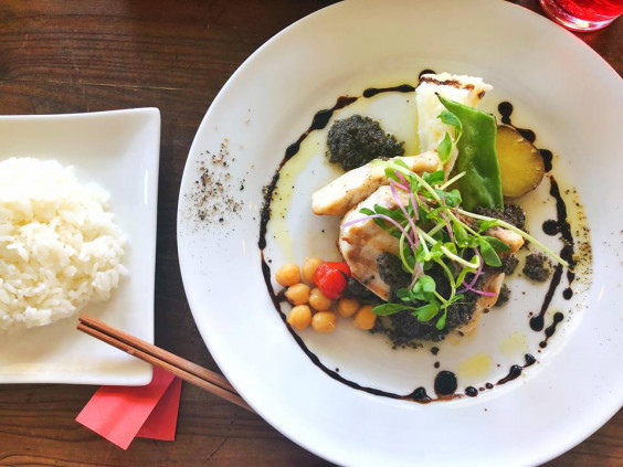 中城 和宇慶 海を眺めながら食べる至極のイタリアン ハンタバール でランチ アップガール