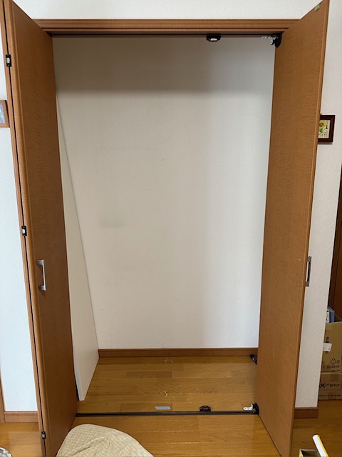 クローゼット Before