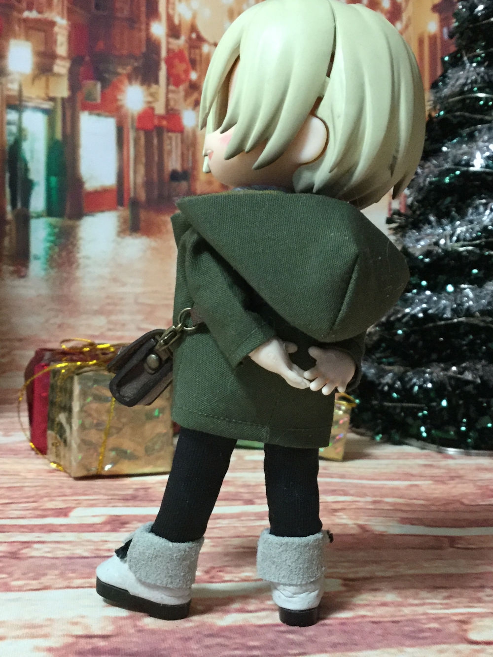 オビツ11・ねんどろいどどーるサイズフードつきパーカーWS