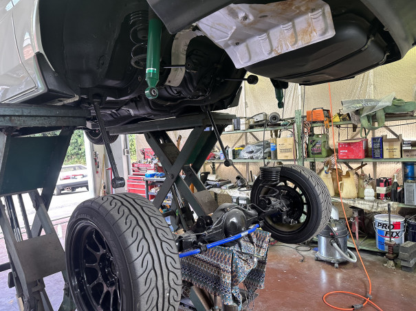 AE86.GT ディスクブレーキ仕様へ | Racing Service YASU ~total tuning ae86 ディスクホーシング　デフ付き