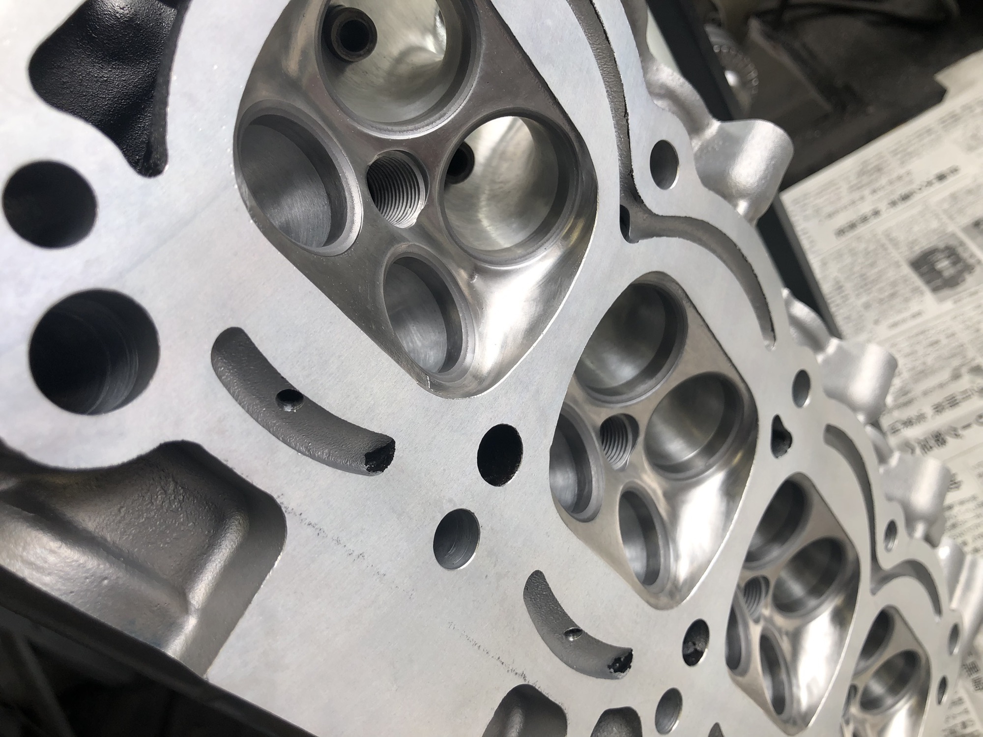 怪盗グルー専用　チューニングヘッド　ポート加工　バルブ軽量加工 モンキー 怪盗グルー専用 チューニングヘッド ポート加工 バルブ軽量加工