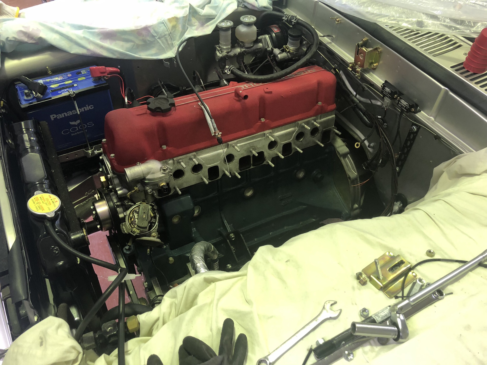 ハコスカインジェクション、A/Fセンサーボス溶接、電動ファン取付