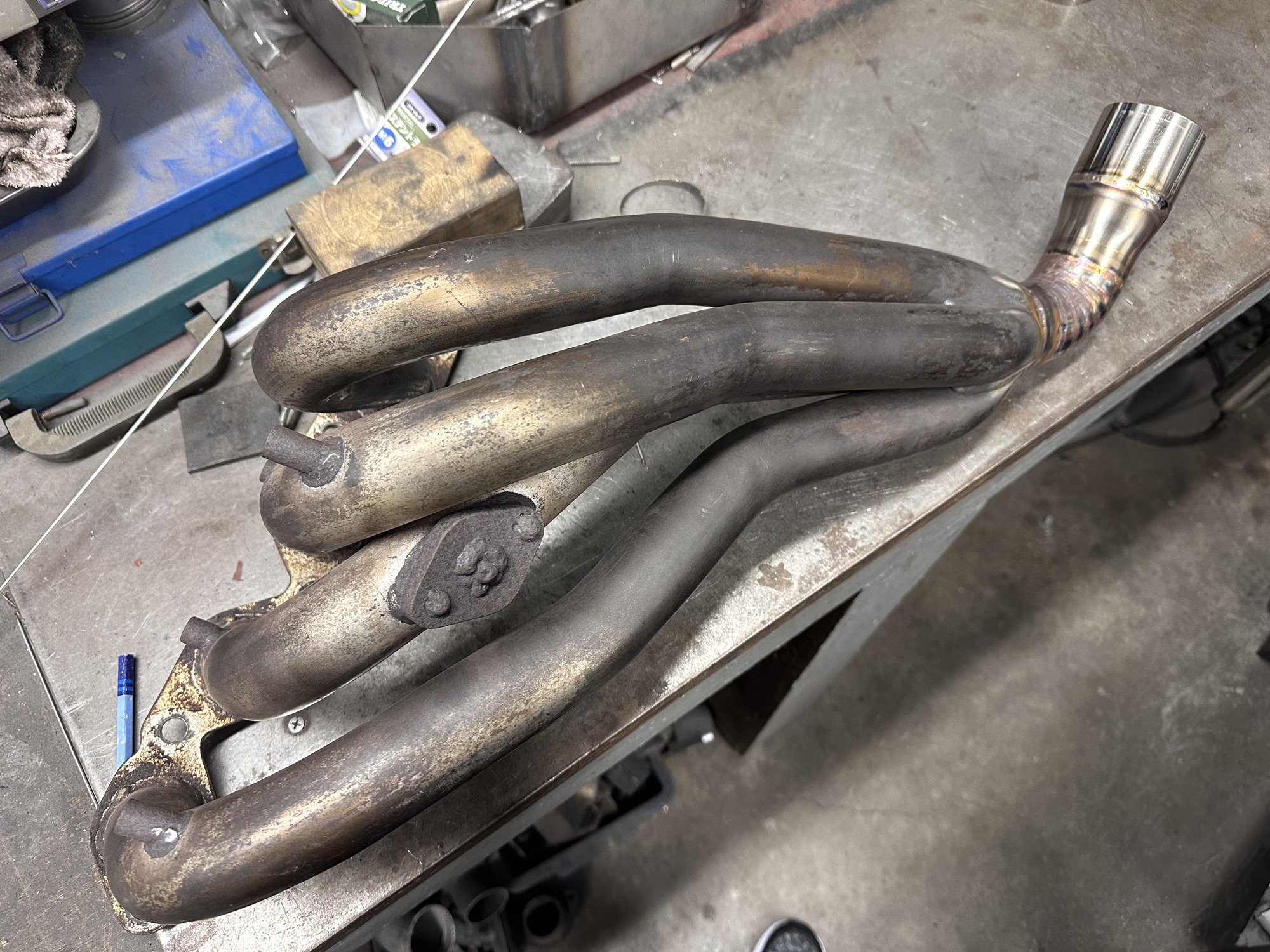 ジムカーナKP61、サイド出しマフラー完成 | Racing Service YASU