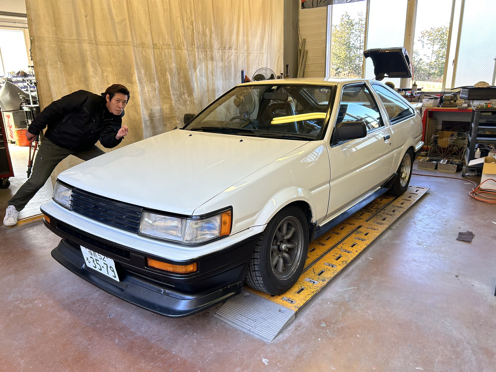 福島県T様AE86クウォーター修理＆スポット増し＆エンジンルーム塗装！！ | Racing Service YASU ~total tuning  proshop~