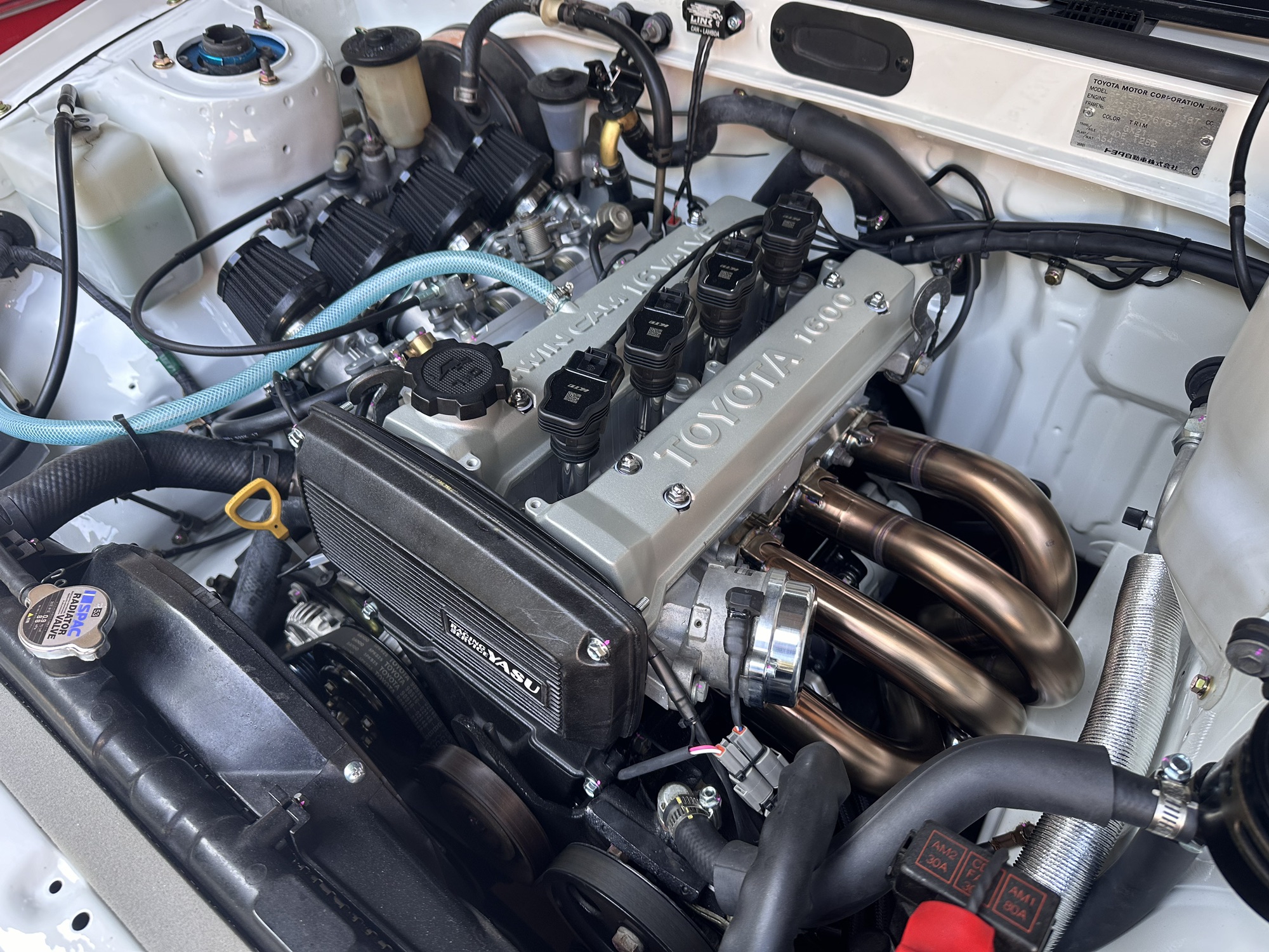 Amazon.co.jp: AE86ベストセッティング: 4A-Gエンジンを徹底解剖