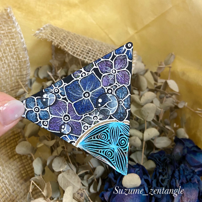 Toyou Tangle 彩 紙とペンから広がる小さな世界 Suzumeのzentangle Journal Toyou Tangle 彩 紙とペンから広がる小さな世界 Suzumeのzentangle Journal