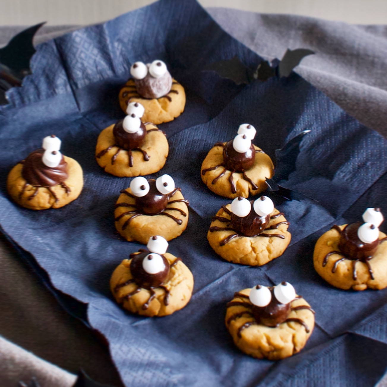 ホリデーカットアウトバタークッキーのレシピ