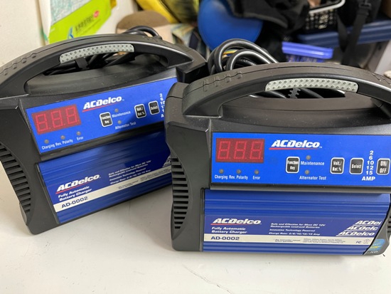 ACDelco AD-0002 バッテリーチャージャー 12V 15A 充電器 ACDelco AD