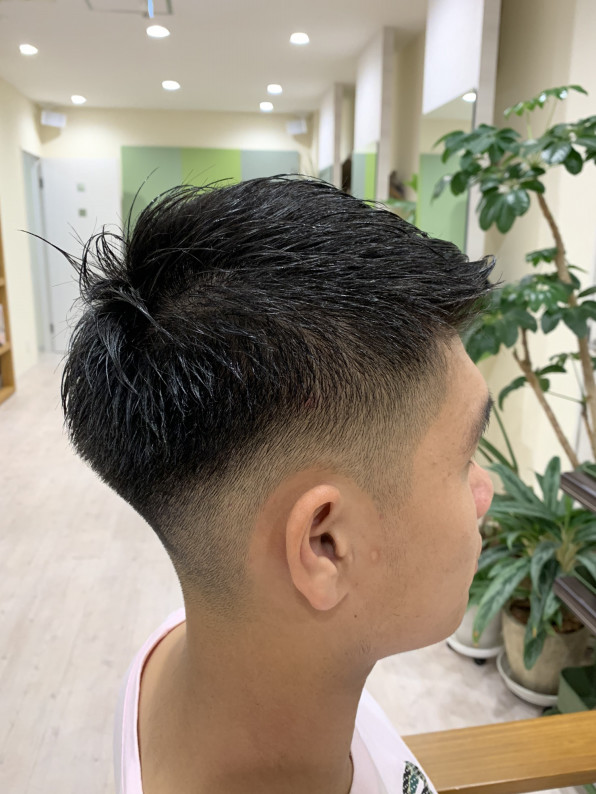 夏は緩いフェイドカットmen 美容室 Oli Ola オリオラ