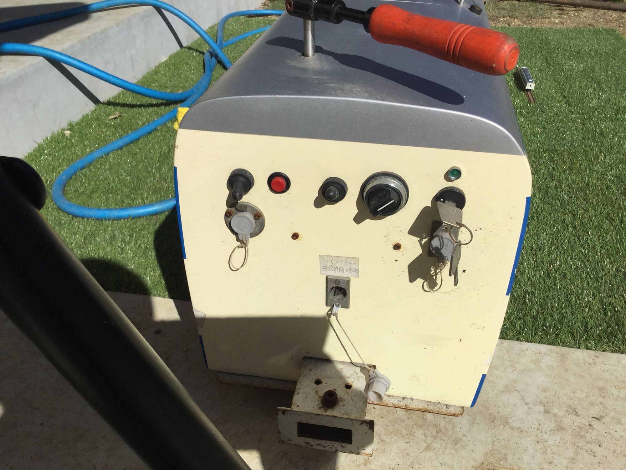 モデルニクス社製5インチゲージ鉄道模型用コントローラー2台