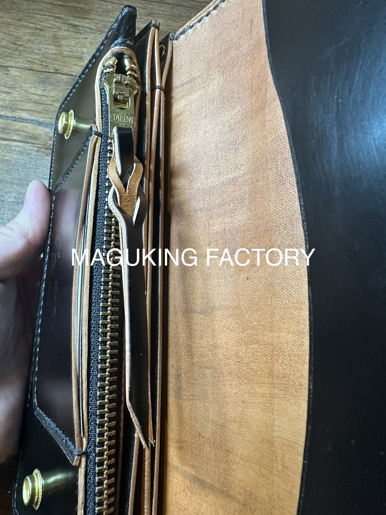 トラッカーウォレット | MAGUKING FACTORY