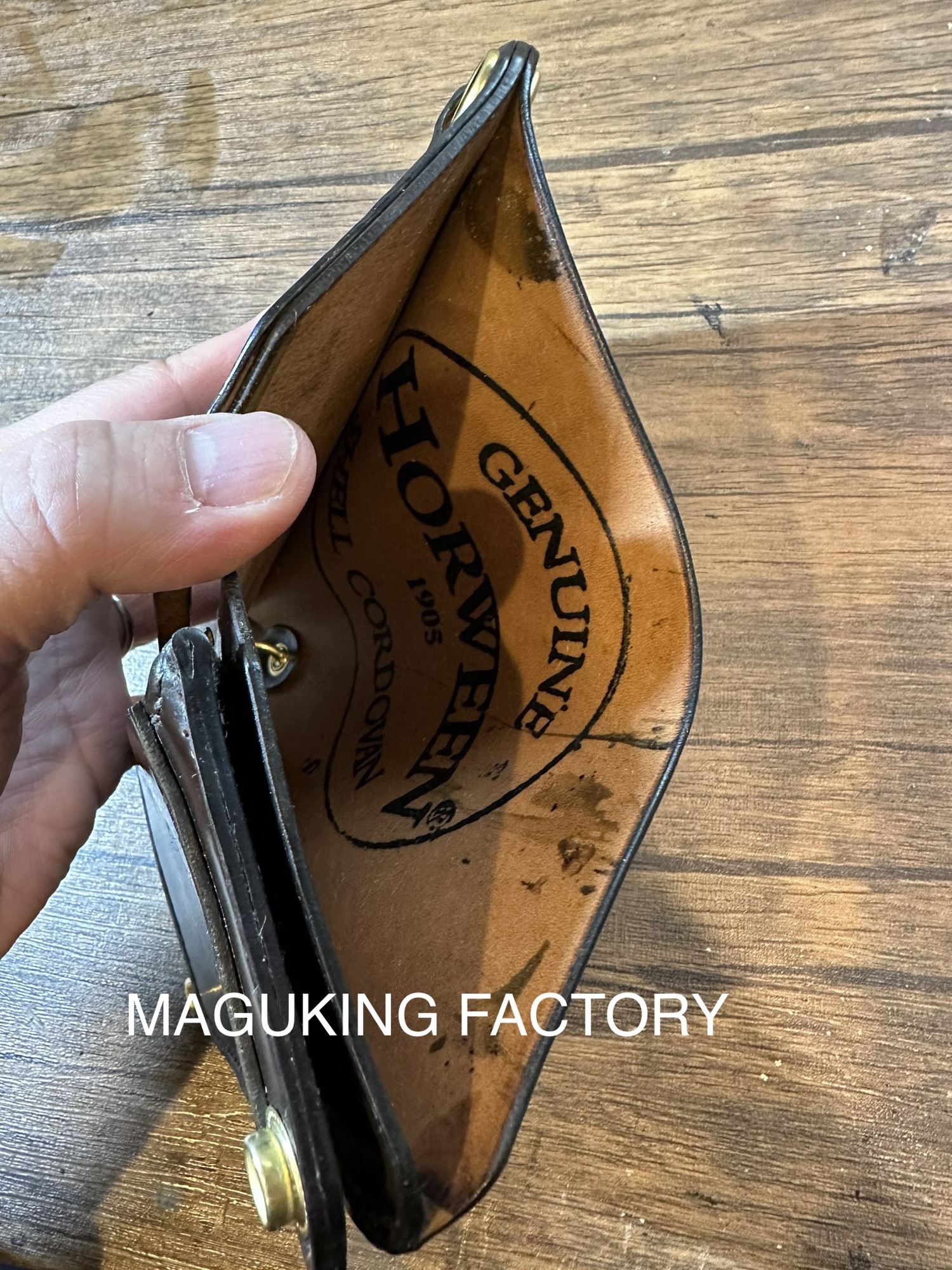 2つ折り財布 : ページ7 | MAGUKING FACTORY