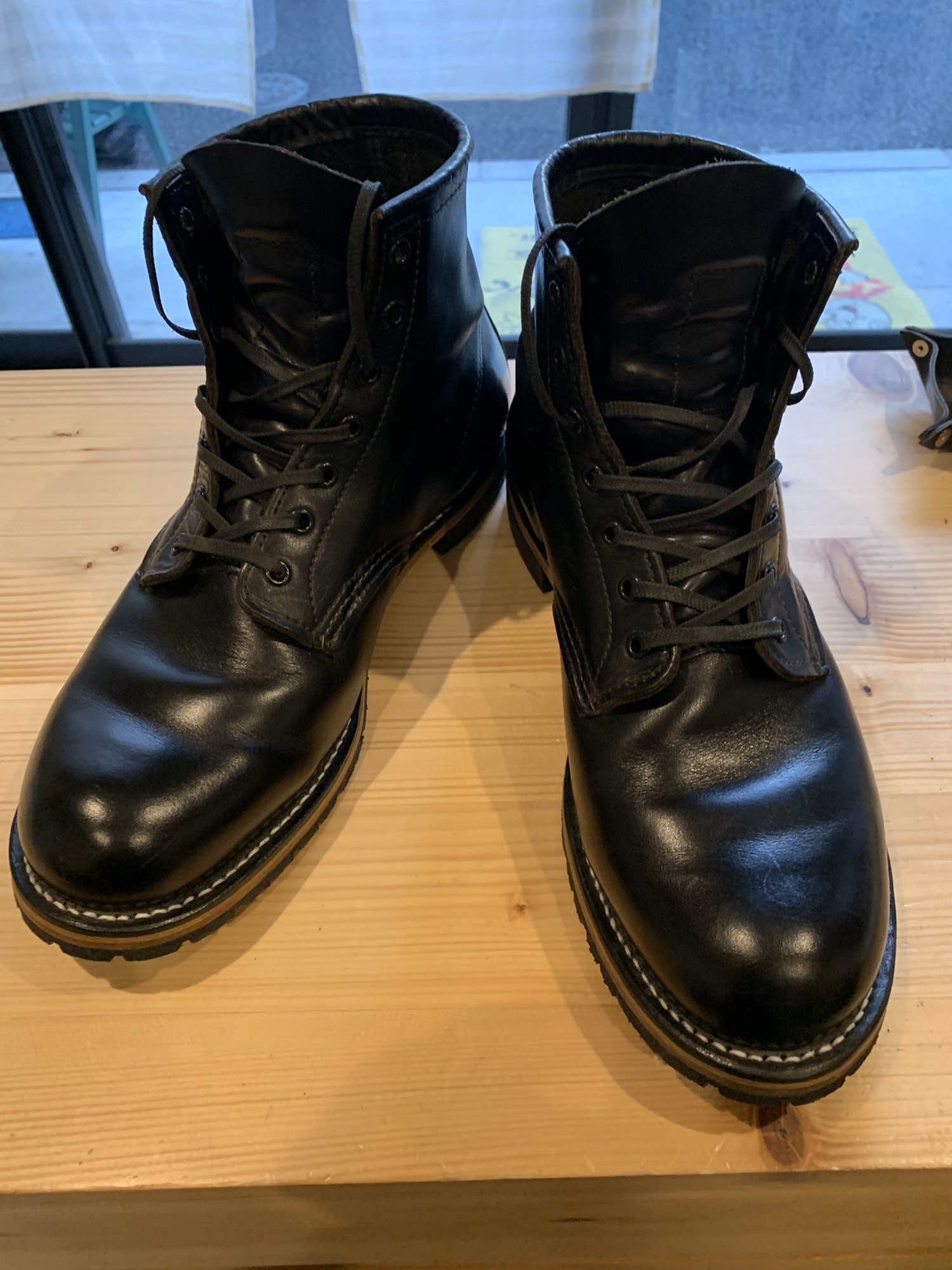 boot repair shop