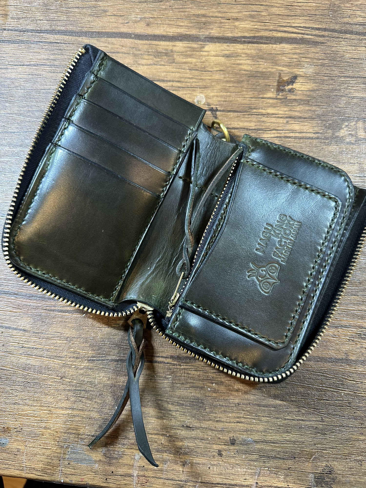 オーダー品　三つ折り財布　クロムエクセル　グリーン b99b44ce40385364533b83a0829934