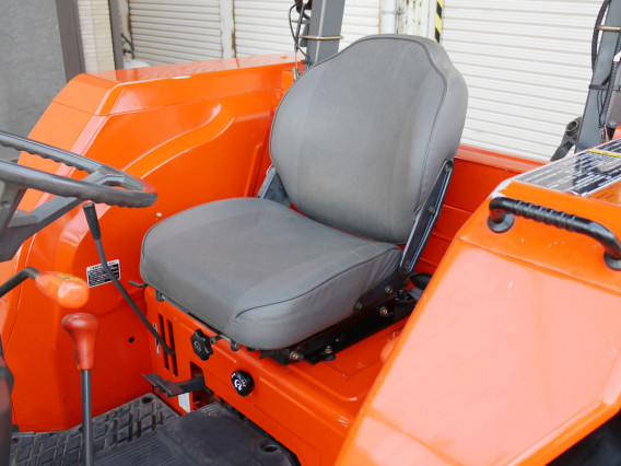 入庫】希少車 クボタM6830 68馬力 機関良好 | 茨城中古農建機販売のブログ