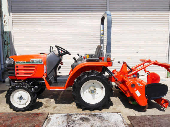入庫情報】クボタCB130 13馬力 | 茨城中古農建機販売のブログ