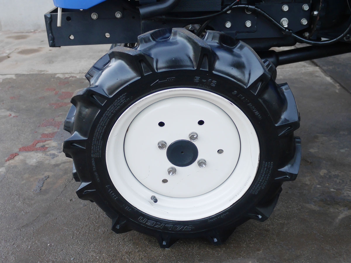 イセキトラクター 17.5馬力 4WD 耕深自動パワステTU175オート