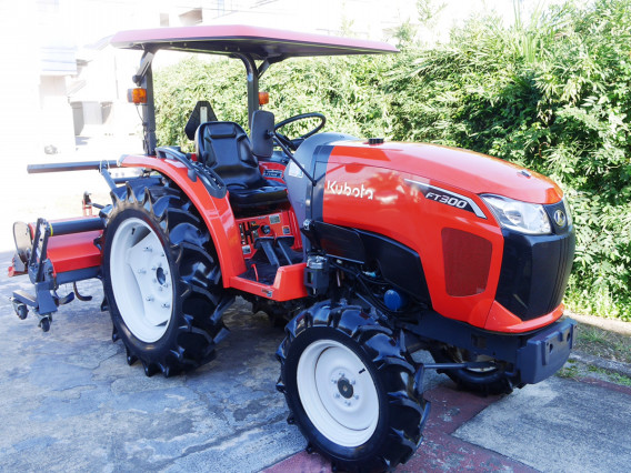 クボタ FT300 30馬力 341時間 現行型 盗難セキュリティー | 茨城中古農 